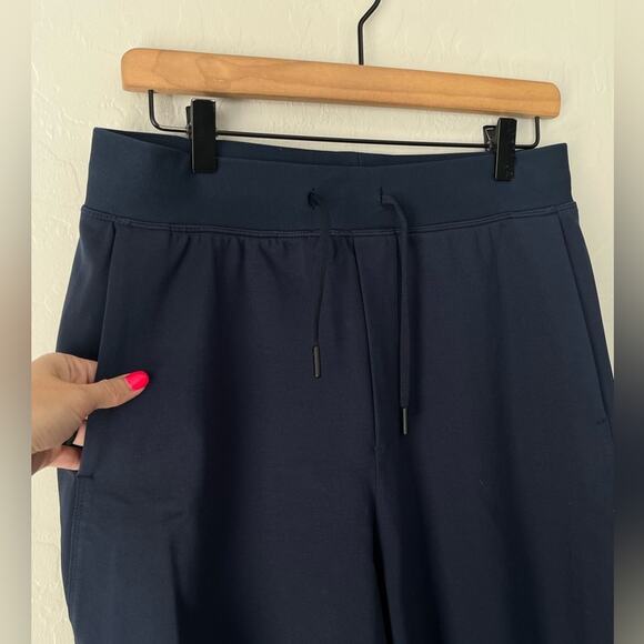 Lululemon navy blue casual sweat shorts medium - Picture 8 of 10